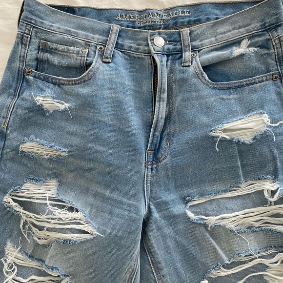 American Eagle Mom Jeans - Picture 3 of 4